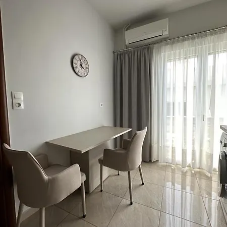 Apartment καλαισθητο διαμερισμα διπλα στο μετρο Athens