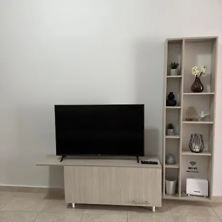 καλαισθητο διαμερισμα διπλα στο μετρο Apartment *